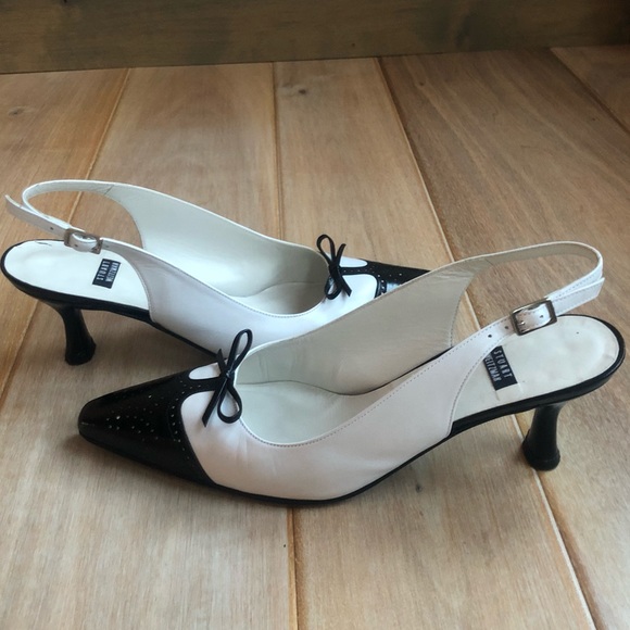 Tuxedo Patent Pumps by Stuart Weitzman - 6.5 B - Picture 5 of 9